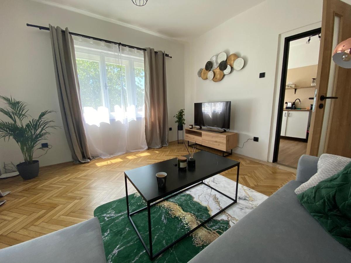 Panda Apartman Frydstejn Appartement Buitenkant foto